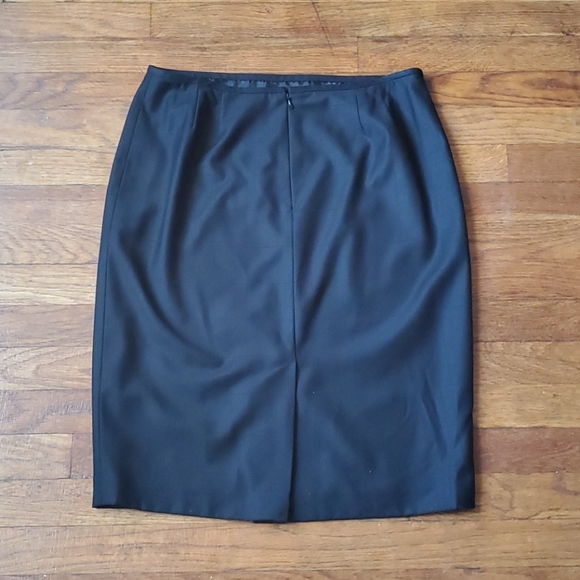 Calvin Klein Short Sleeve Skirt Suit - Picture 3 of 9